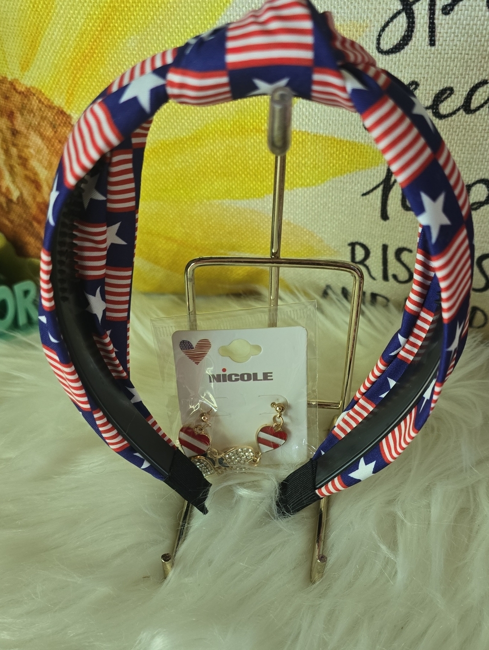 Red, White & Blue Star Headband NWOT  And Nwt Nicole Heart Earrings - Picture 7 of 9